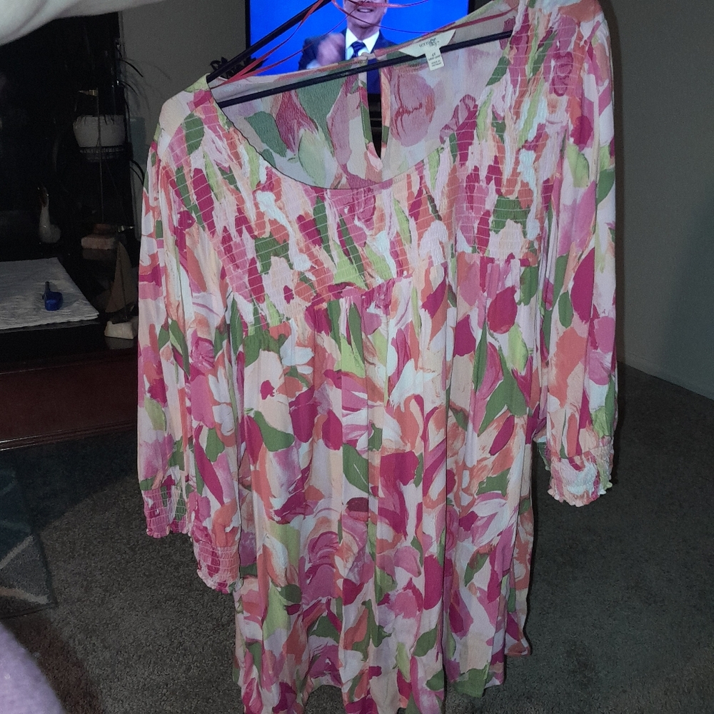 WOMENS PLUS SIZE 4X SOFT 3/4 LENGTH SLEEVE BLOUSE. FLORAL ORANGE, PINK & MORE
